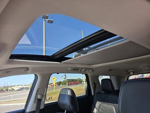 Used 2022 Nissan Pathfinder Platinum w/ Cargo Package image 9