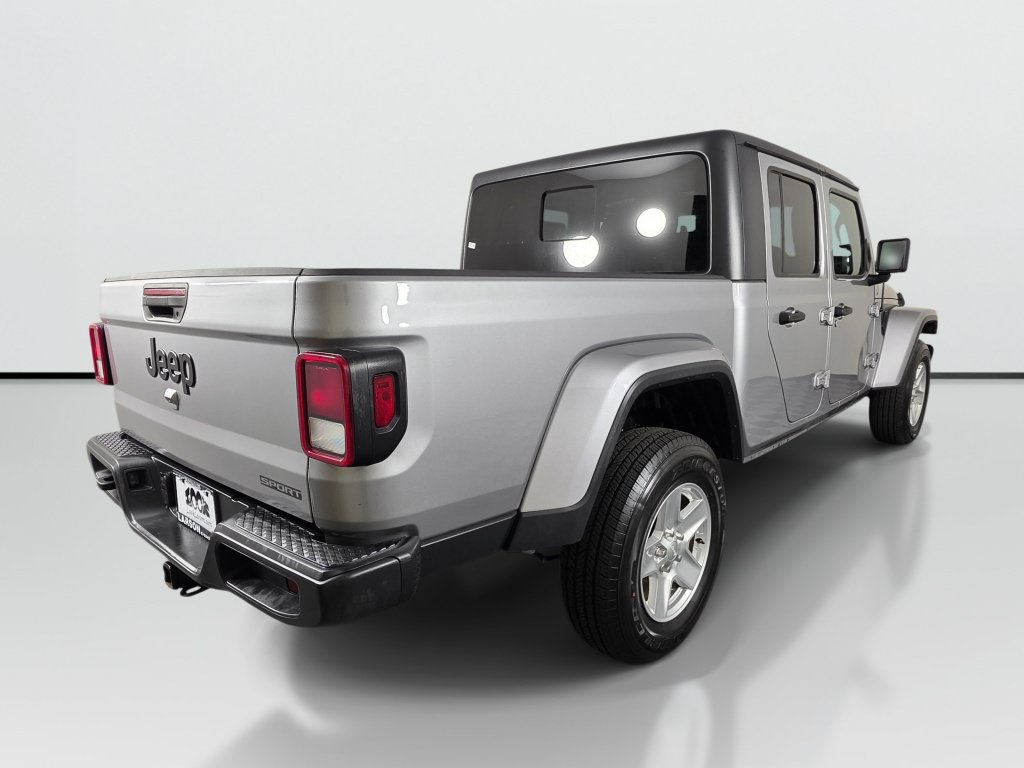 Used 2021 Jeep Gladiator Sport AWD/4WD image 6