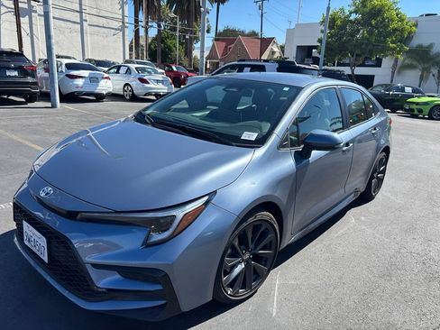 Used 2026 Toyota Corolla SE w/ SE Package FWD image 8