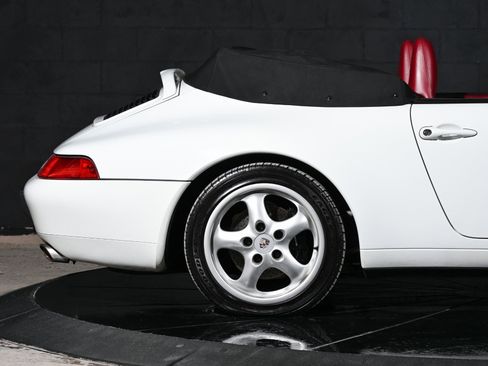 Used 1996 Porsche 911 Carrera image 28