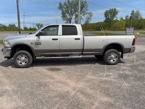 Used 2015 RAM 3500 Tradesman w/ Chrome Appearance Group AWD/4WD image 4