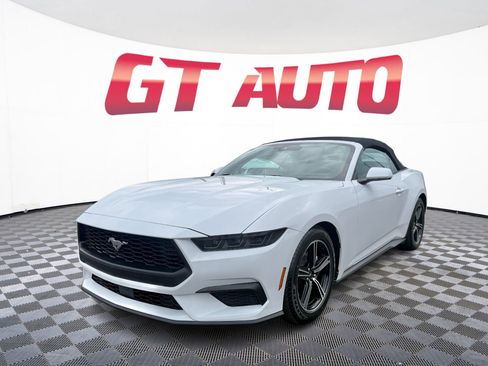 Used 2025 Ford Mustang Premium RWD image 2
