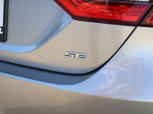 Used 2024 Toyota Camry SE image 8