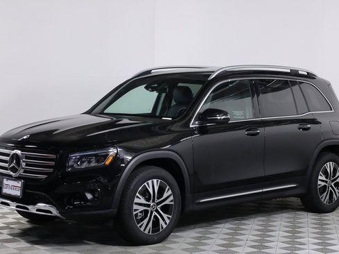 Certified 2025 Mercedes-Benz GLB 250 4MATIC image 3