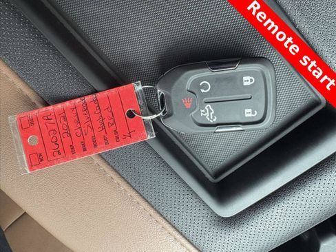 Used 2021 Chevrolet Silverado 1500 High Country image 29