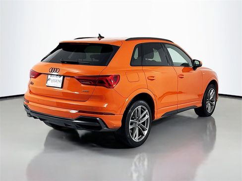 Used 2022 Audi Q3 2.0T Premium Plus w/ Premium Plus Package image 5