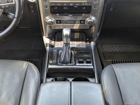 Used 2021 Lexus GX 460 Premium AWD/4WD image 18