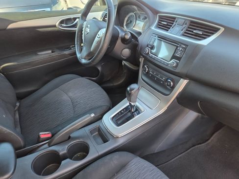 Used 2015 Nissan Sentra SV FWD image 16