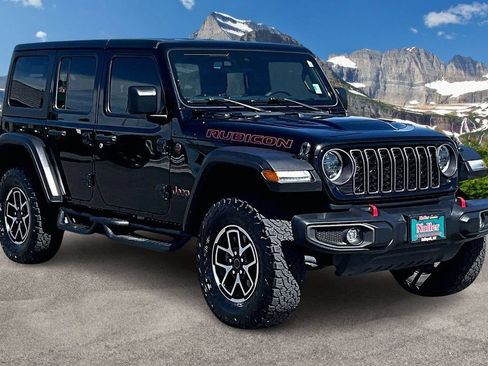 Used 2024 Jeep Wrangler Unlimited Rubicon AWD/4WD image 12