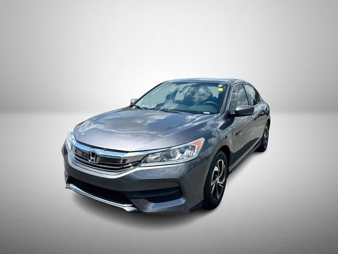 Used 2017 Honda Accord LX image 2