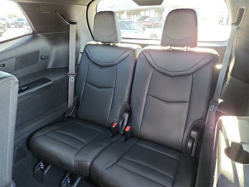 Used 2023 Cadillac XT6 Premium Luxury image 11