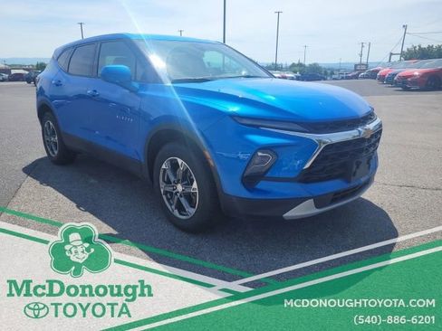 Used 2025 Chevrolet Blazer LT AWD/4WD image 4