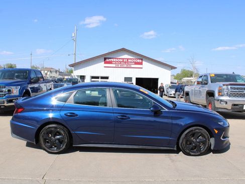Used 2022 Hyundai Sonata SE FWD image 1