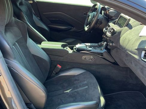 Used 2020 Aston Martin V8 Vantage Coupe RWD image 11