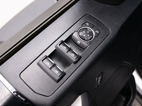 Used 2019 Ford F150 XLT w/ Equipment Group 302A Luxury RWD image 14