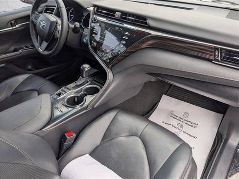 Used 2020 Toyota Camry XLE FWD image 20