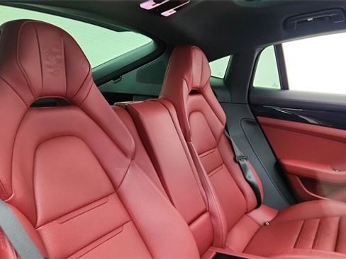 Used 2023 Porsche Panamera Platinum Edition image 25