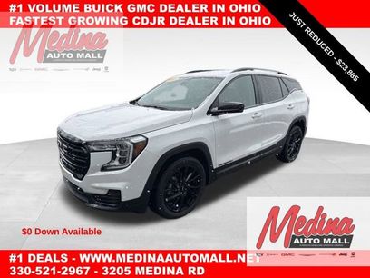 Used 2024 GMC Terrain SLE w/ Driver Convenience Package
