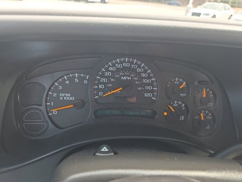 Used 2005 Chevrolet Silverado 1500 w/ Safe And Sound Package image 11