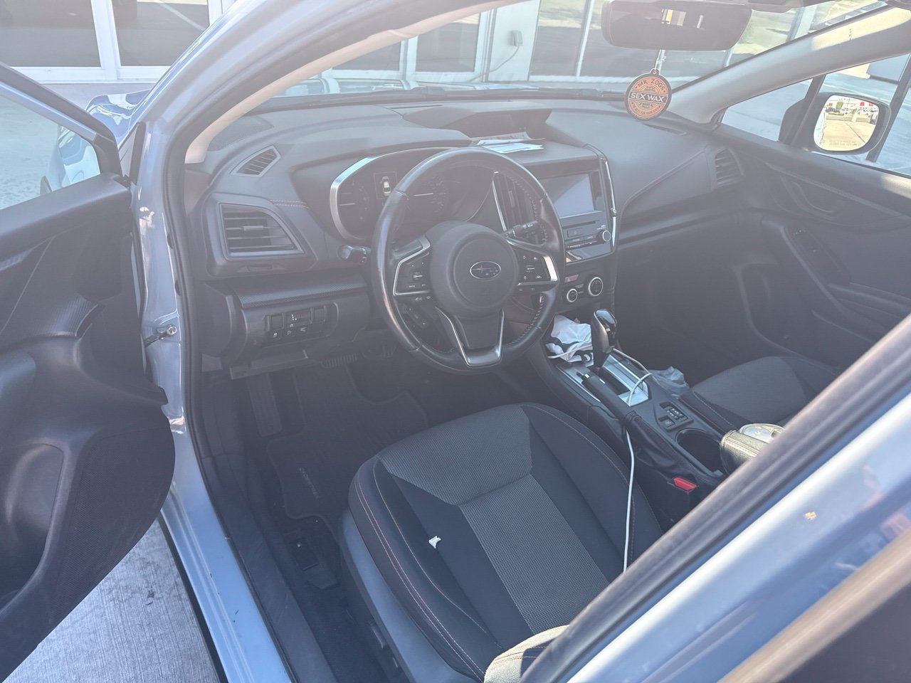Used 2020 Subaru Crosstrek 2.0i Premium w/ Moonroof Package 2 AWD/4WD image 5