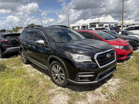 Used 2019 Subaru Ascent Touring AWD/4WD image 1