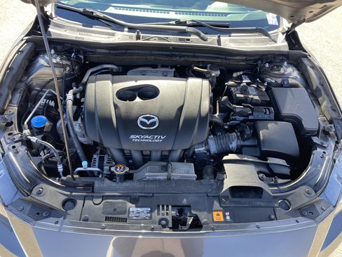 Used 2014 MAZDA MAZDA3 i Grand Touring image 23