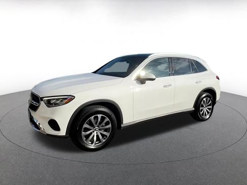 Used 2024 Mercedes-Benz GLC 300 image 8