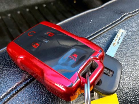 Used 2018 GMC Canyon SLT w/ Driver Alert Package image 15