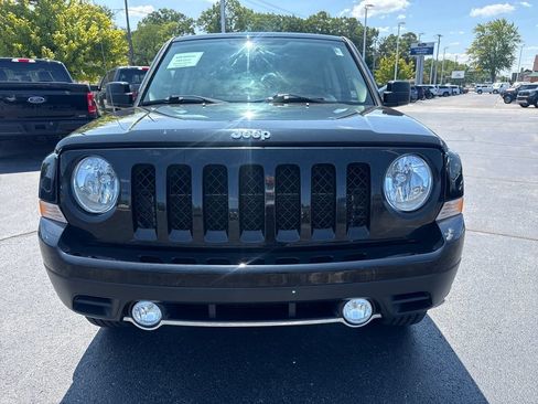 Used 2016 Jeep Patriot High Altitude AWD/4WD image 3