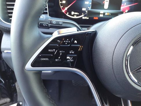 Used 2025 Mercedes-Benz GLS 450 4MATIC image 15