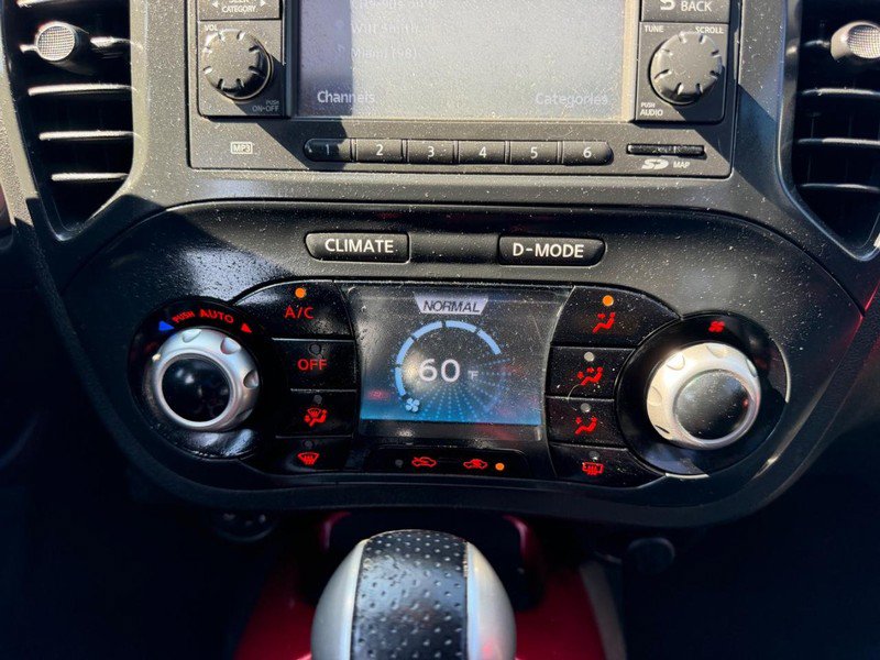 Used 2012 Nissan Juke SL AWD/4WD image 16