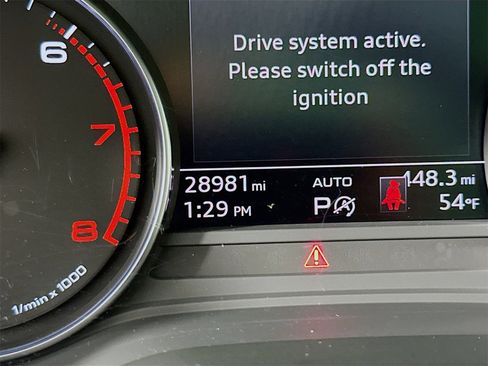 Used 2022 Audi Q5 2.0T Premium image 12