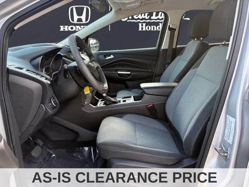 Used 2017 Ford Escape SE w/ Equipment Group 201A AWD/4WD image 9