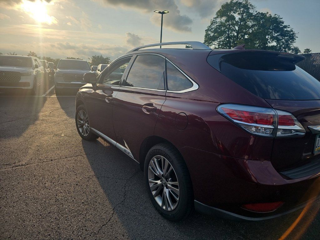 Used 2014 Lexus RX 450h AWD image 8