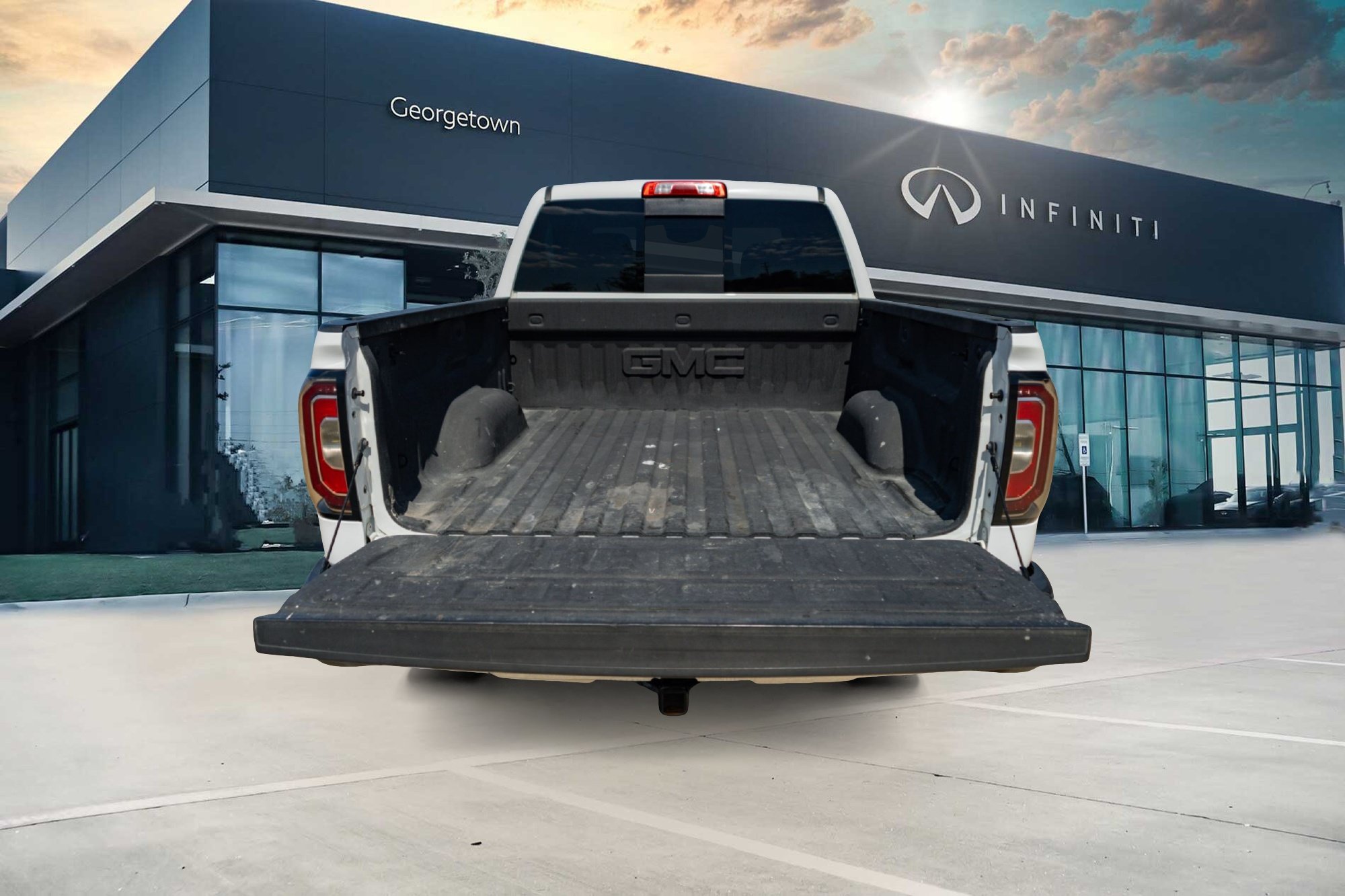 Used 2018 GMC Sierra 1500 SLT AWD/4WD image 24