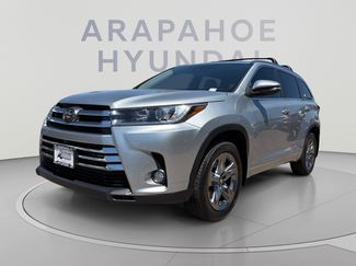 Used 2018 Toyota Highlander Limited Platinum AWD/4WD video 1