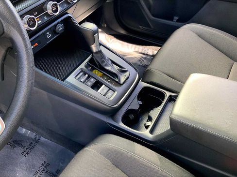 Used 2025 Honda CR-V LX image 14