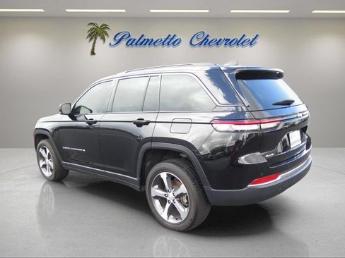 Used 2024 Jeep Grand Cherokee Limited AWD/4WD image 5