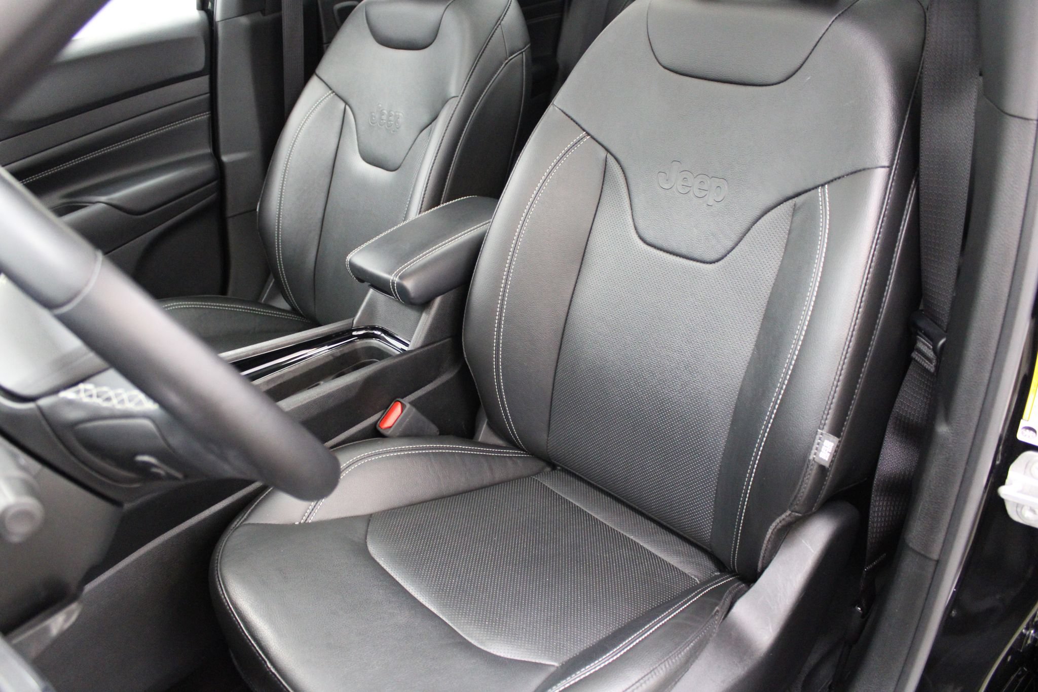 Used 2022 Jeep Compass High Altitude AWD/4WD image 14