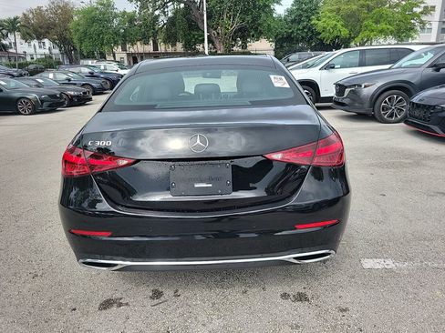 Used 2024 Mercedes-Benz C 300 Sedan image 11