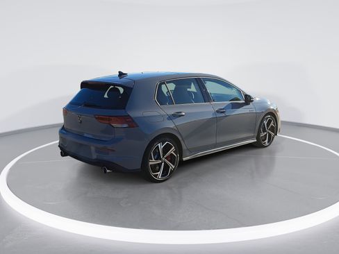 New 2026 Volkswagen GTI SE image 3