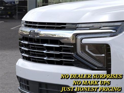 New 2026 Chevrolet Suburban LT w/ Comfort Package image 13