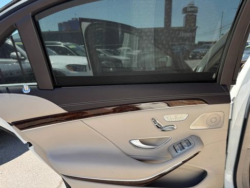 Used 2015 Mercedes-Benz S 550 4MATIC Sedan image 14