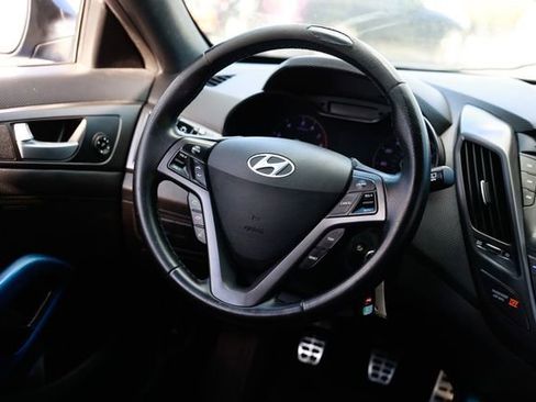 Used 2016 Hyundai Veloster Rally Edition image 27