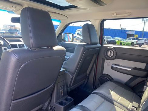 Used 2007 Dodge Nitro SLT image 17