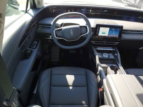 New 2026 Lincoln Nautilus Premier AWD/4WD image 15