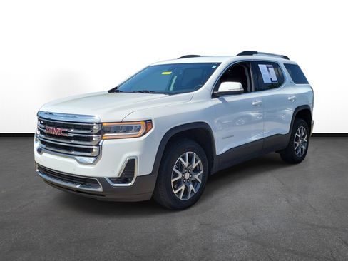 Used 2023 GMC Acadia SLT w/ Preferred Package FWD image 2