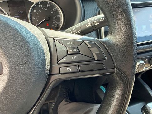 Used 2023 Nissan Kicks S FWD image 11