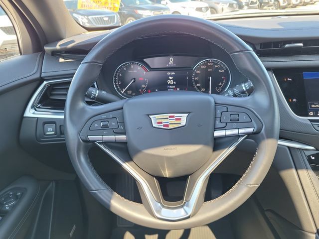 Certified 2025 Cadillac XT6 Luxury AWD/4WD image 19