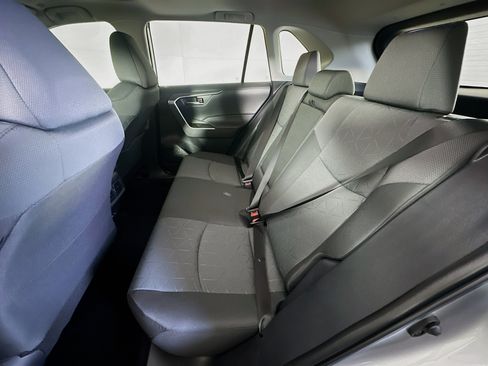 Used 2025 Toyota RAV4 XLE w/ Convenience Package FWD image 27